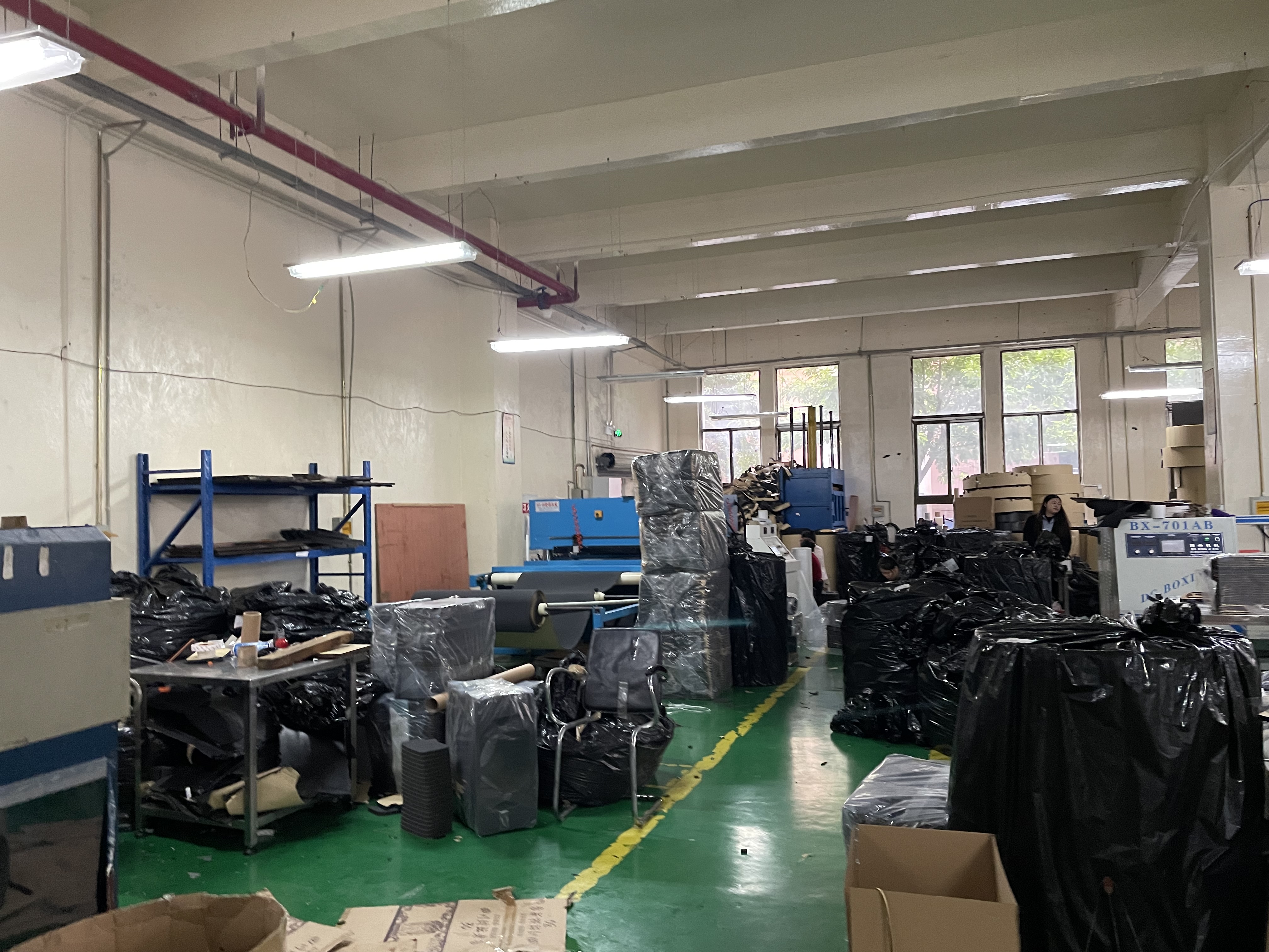 重庆领弘达科技有限公司 环境照片活动图片