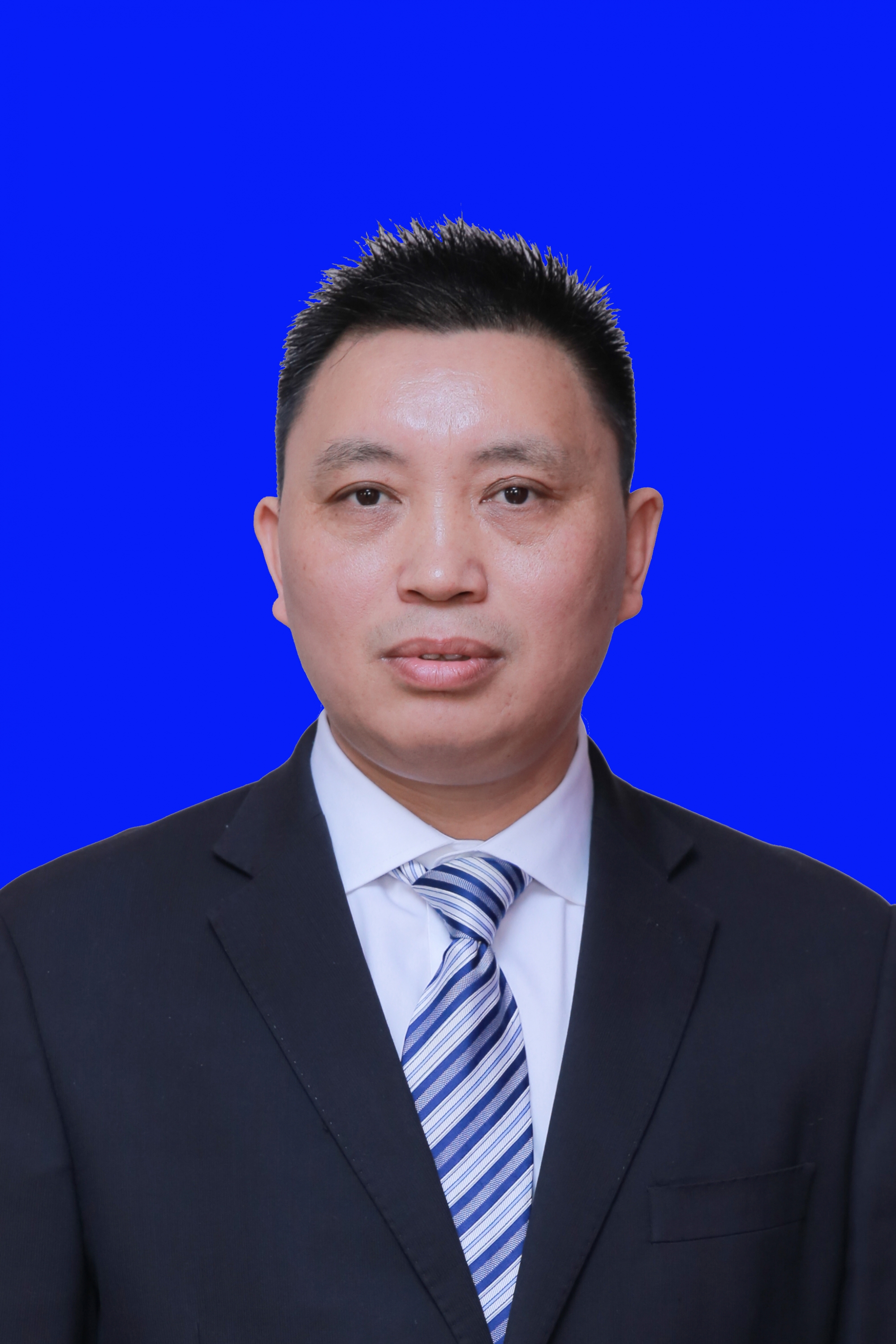 张治荣/ 董事长15年的广告营销经验,10年医疗管理经验,15年的广告营销