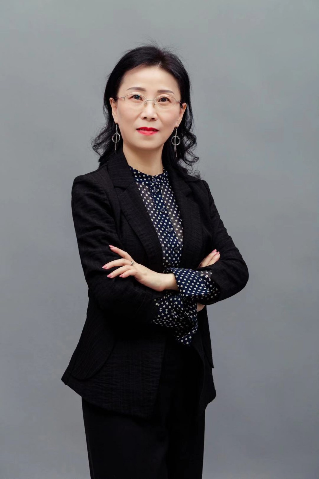 张老师  / 咨询主管兼化学教师